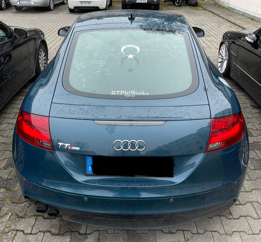 Auto-Sticker 𐱅𐰇𐰼𐰰 | works – Türk in Göktürk-Schrift (Weiß)