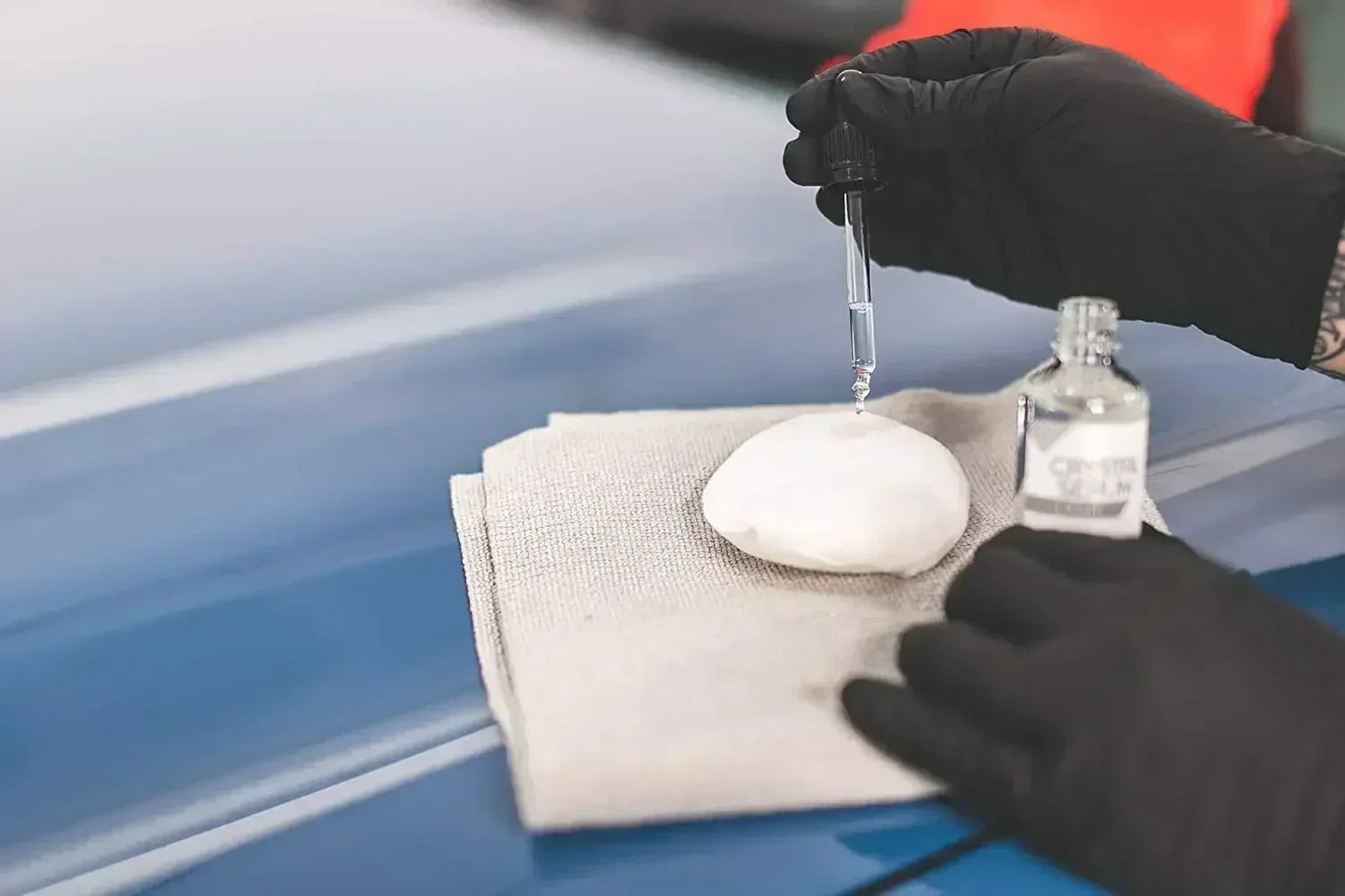 Gtechniq Crystal Serum Light Ceramic Coating for Cars Protect Car Paintwork High Shine Easy To Apply 50ml 5 Years Durability