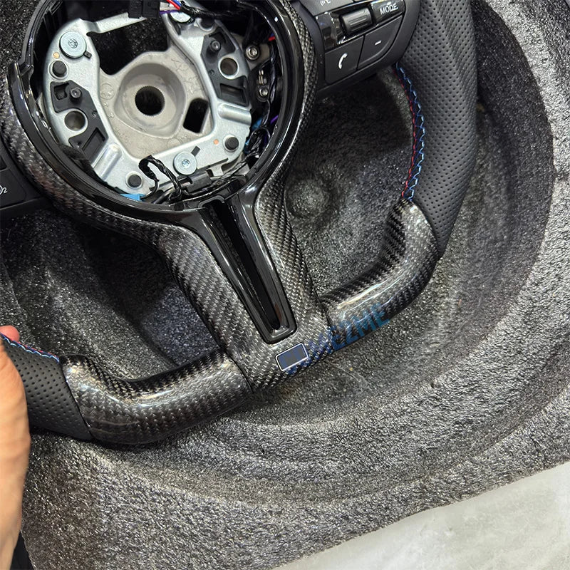 Steering wheel modification suitable for BMW F30 F10 F31 F20 F25 F22 F36 F33 F32 Carbon fiber material customizable color